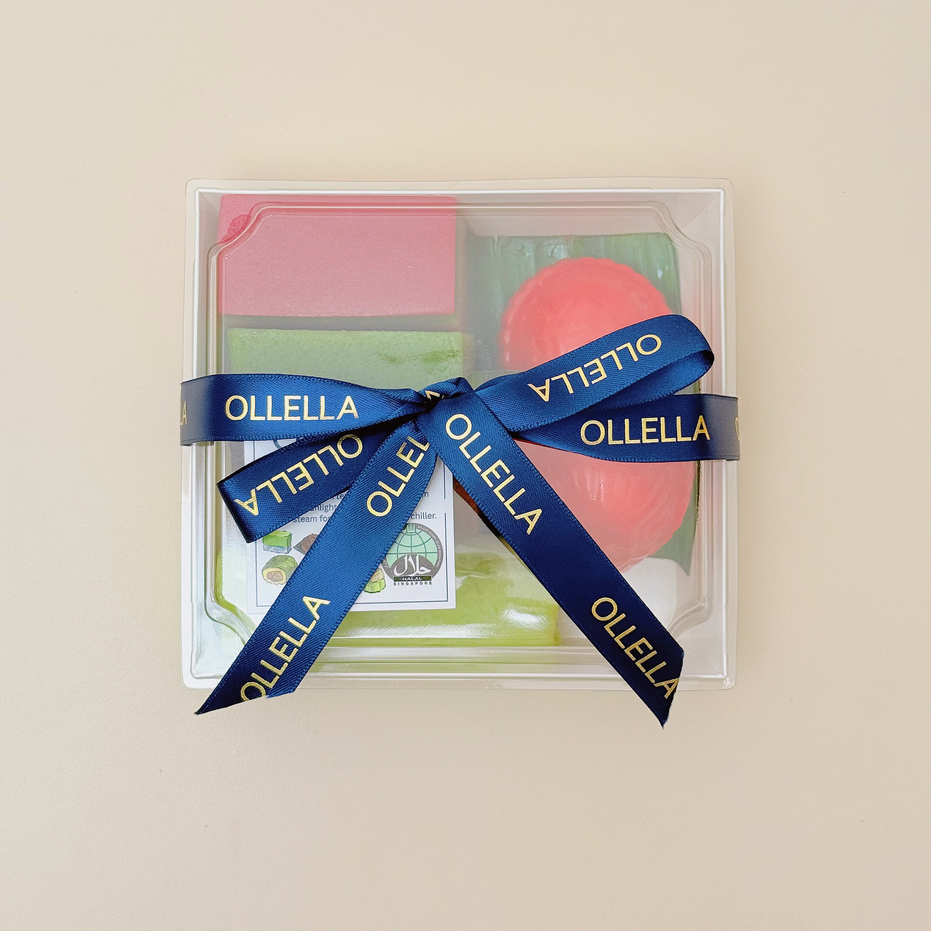 **6 Pieces Kueh Gift Box with ribbon with AKK