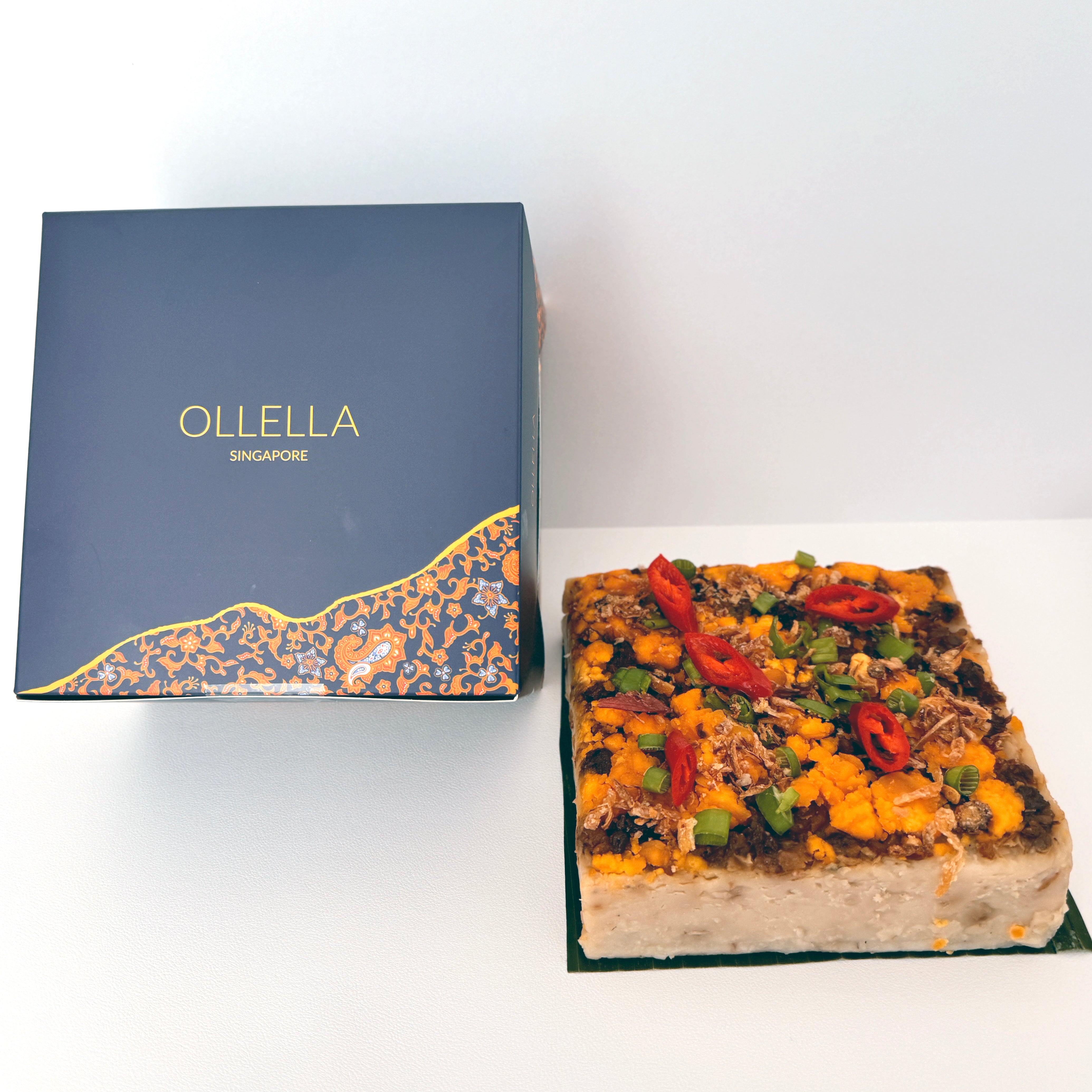 OLLELLA Kueh + Floral Bouquet in MaMa Jute Bag (10, 11, 12 May only)