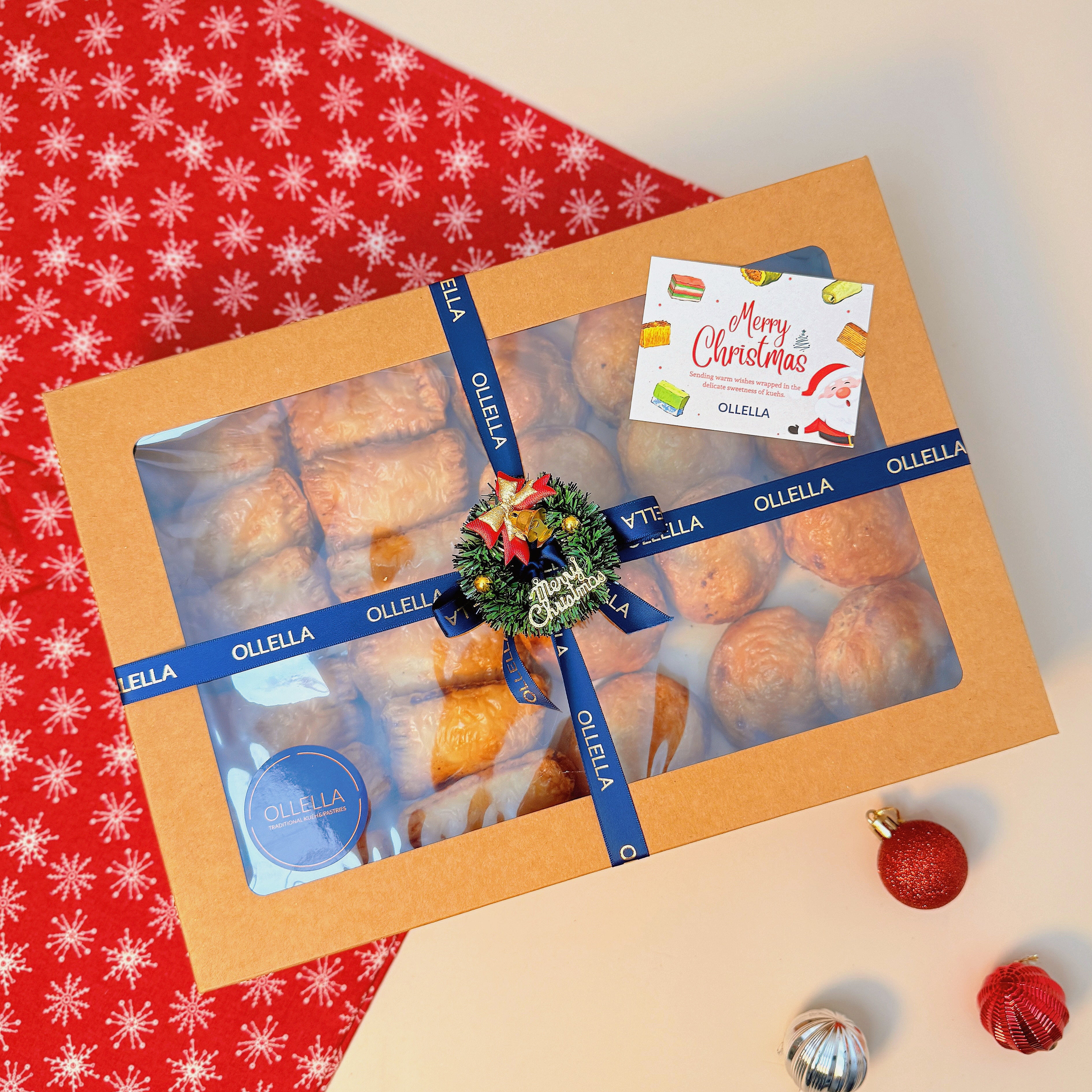 24 pcs mini puff pastries (Christmas Edition)