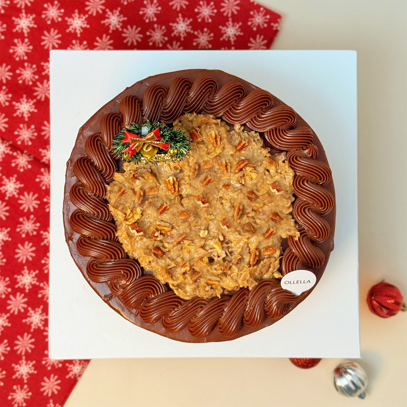 Double Coco Christmas Crown by Ollella