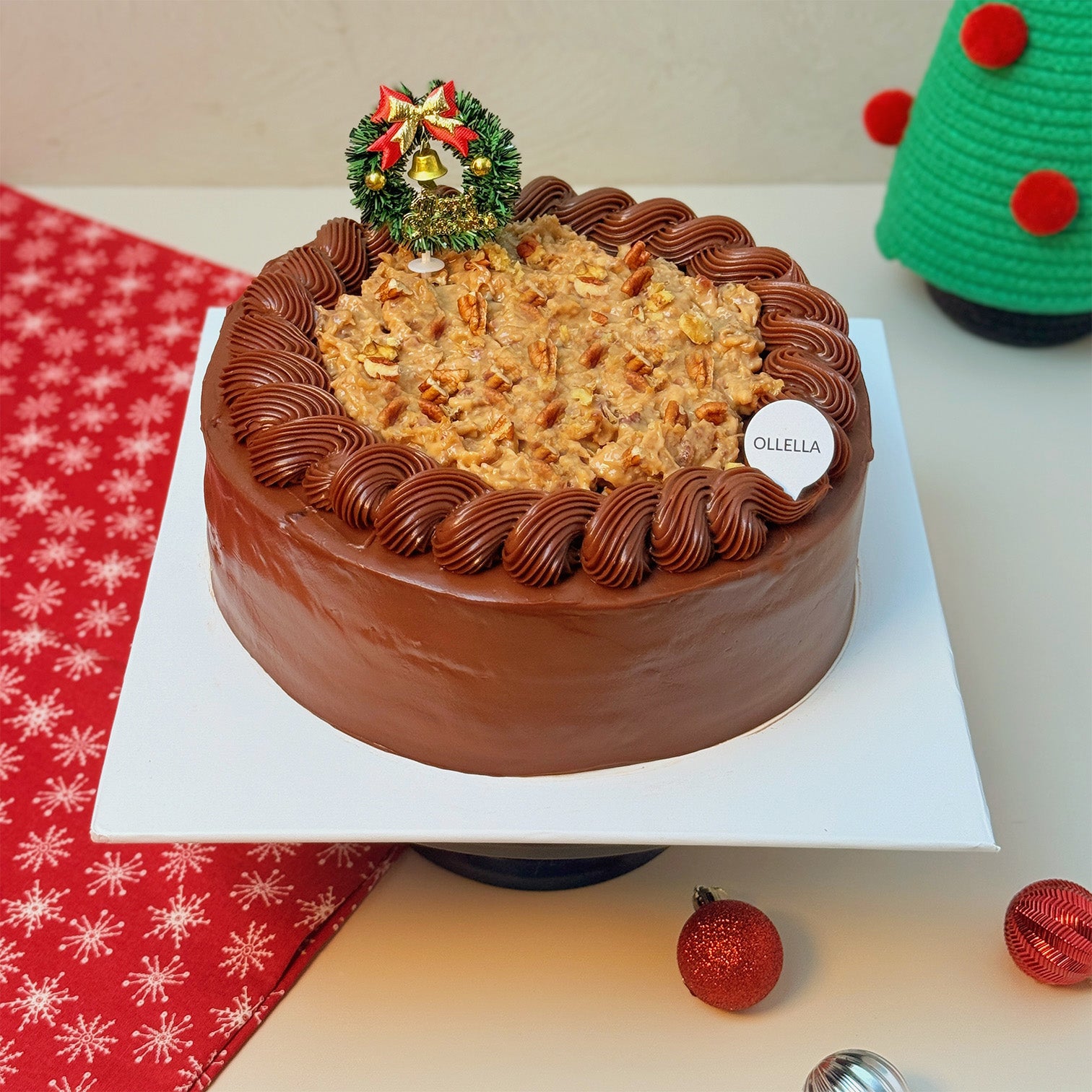 Double Coco Christmas Crown by Ollella