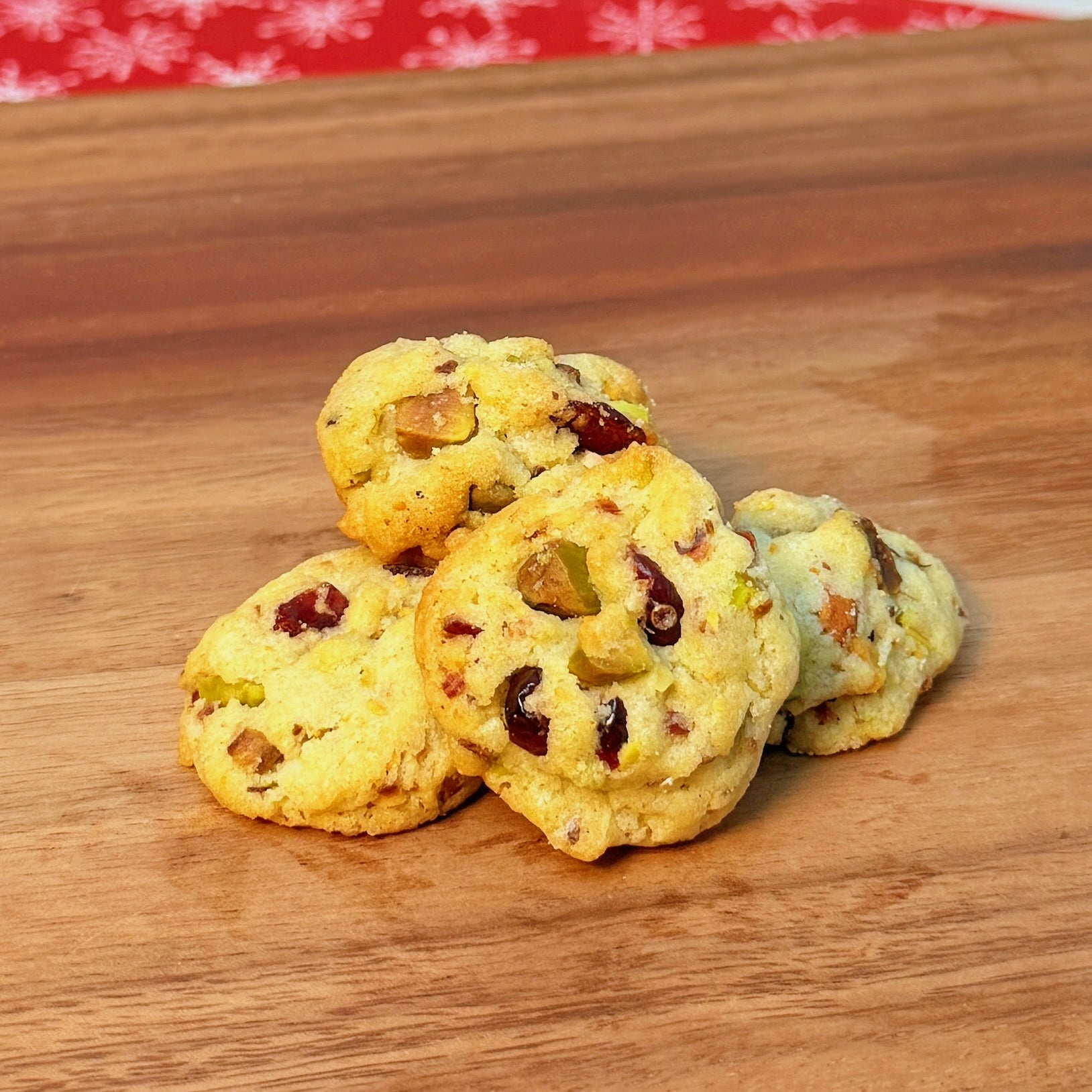 Christmas Pistachio Cranberry Buttons