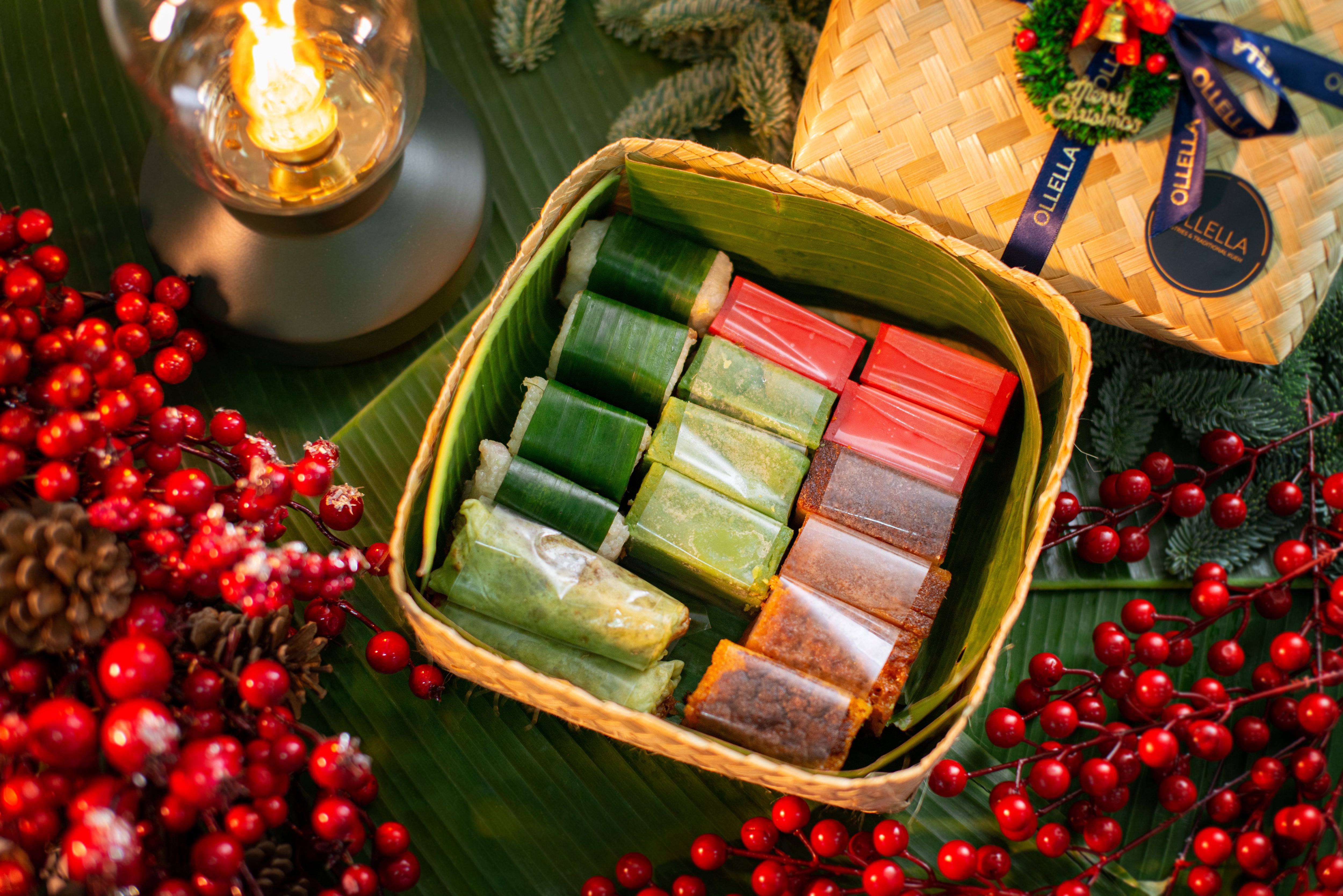 Christmas 16 pcs kueh parcel